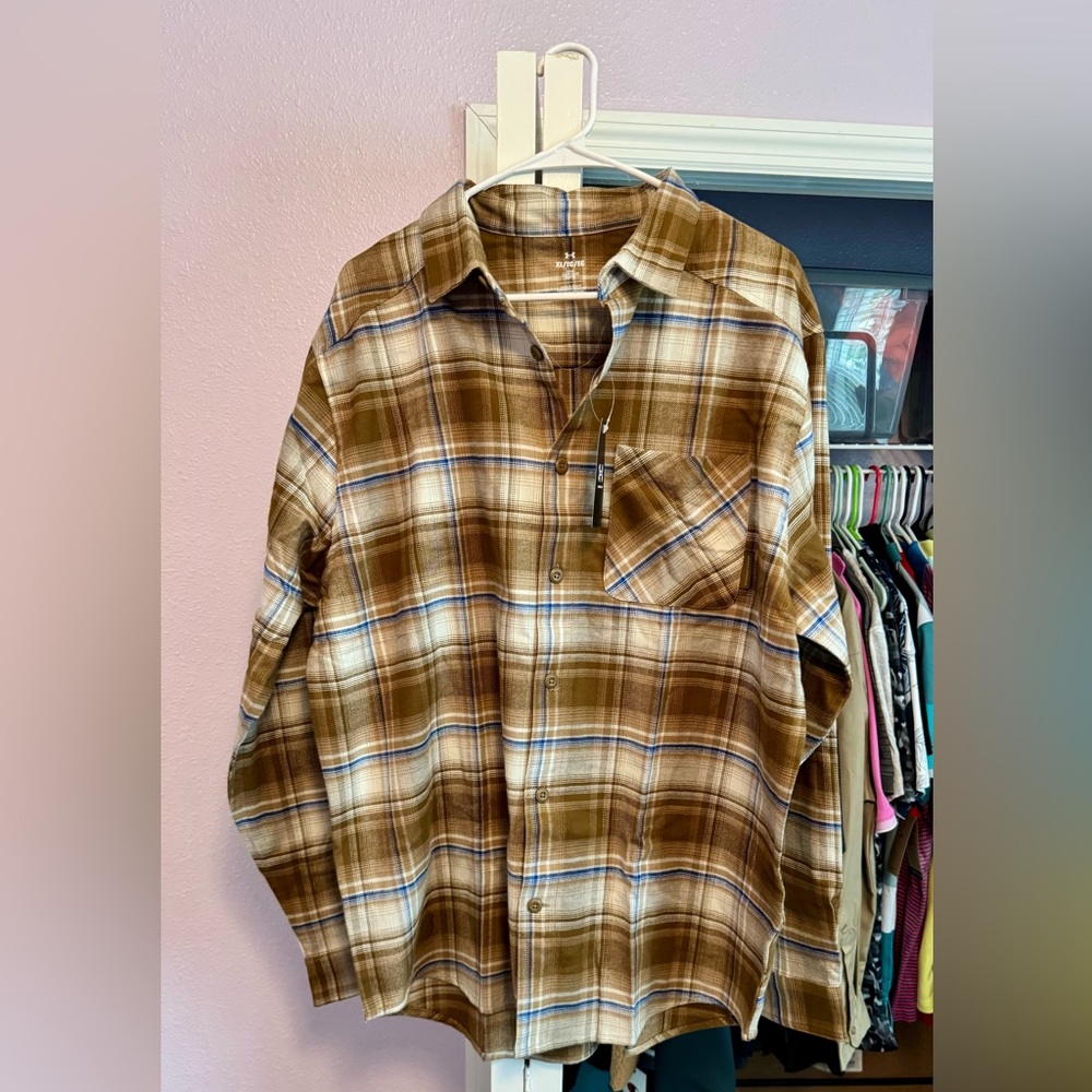 Under Armour UA Expanse Flannel Shirt Mens XL Brown Plaid Button Down NWT